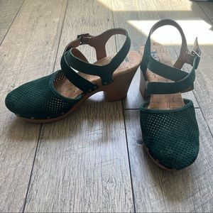 Korks Dark Green Heeled Clogs